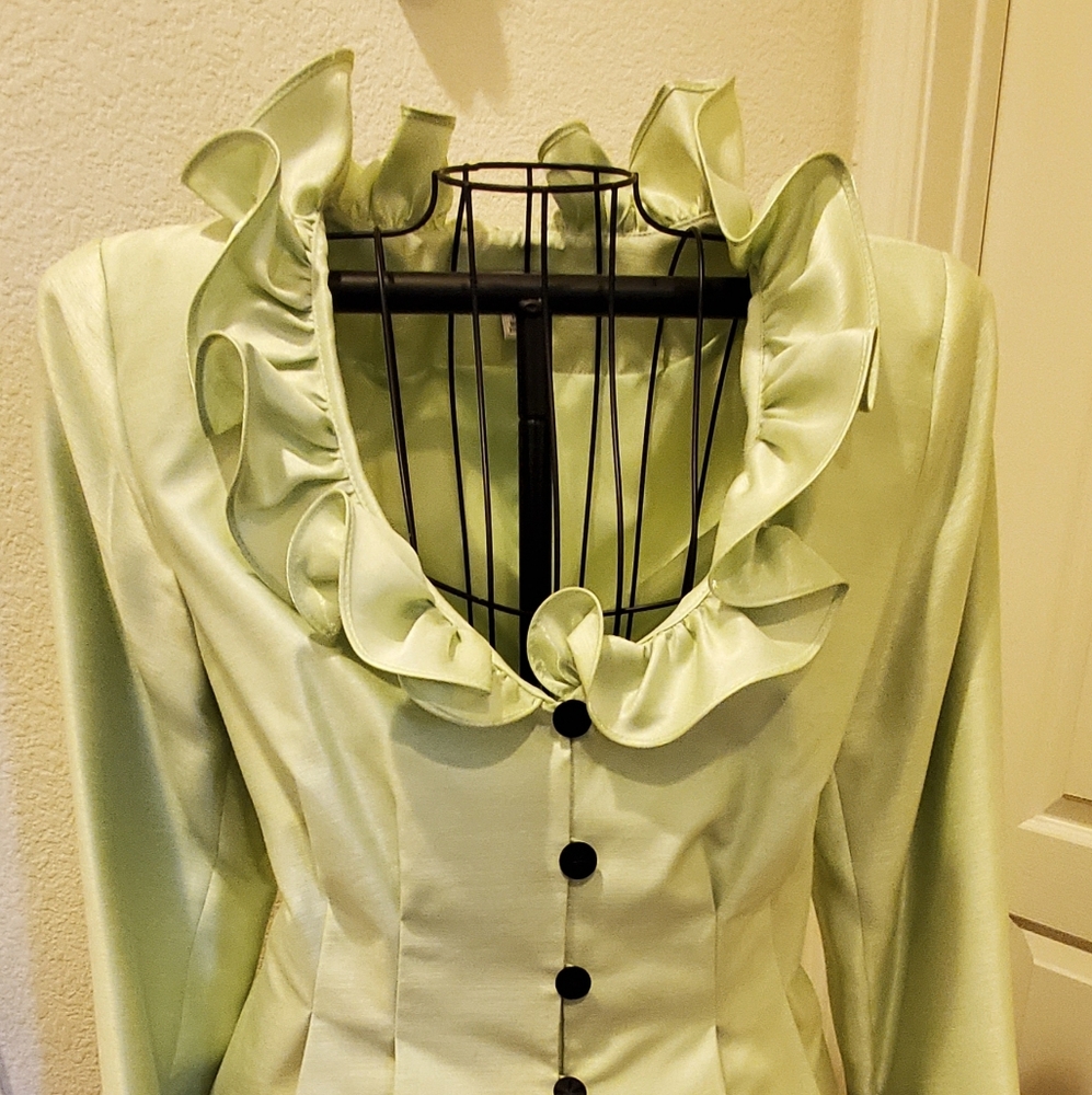 NEW with tags -2 piece Jacket and Skirt 16W